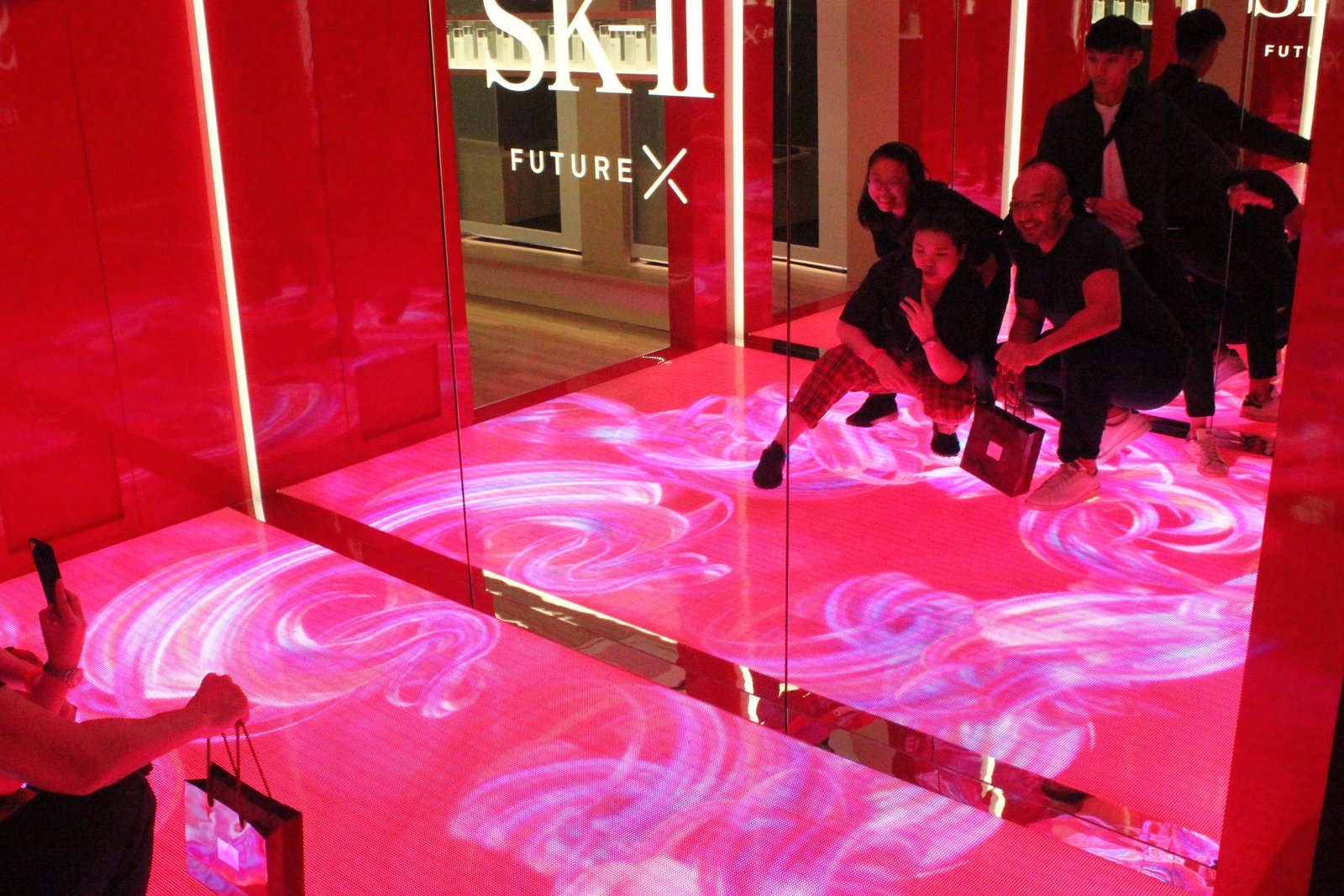 SK-II LED touch interactive floor, Orchard Road, Singapore Popup